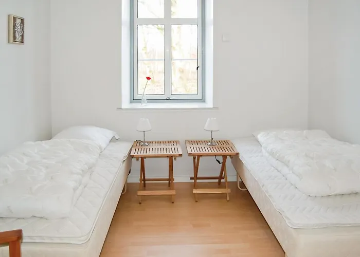 Seven-bedroom In *