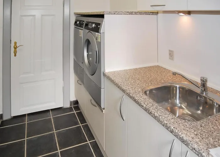 Dom wakacyjny Seven-bedroom In Bredebro